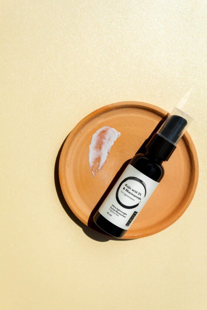 Kojic Acid 2% & Niacinamide Ultra Light-Weight Facial Moisturiser