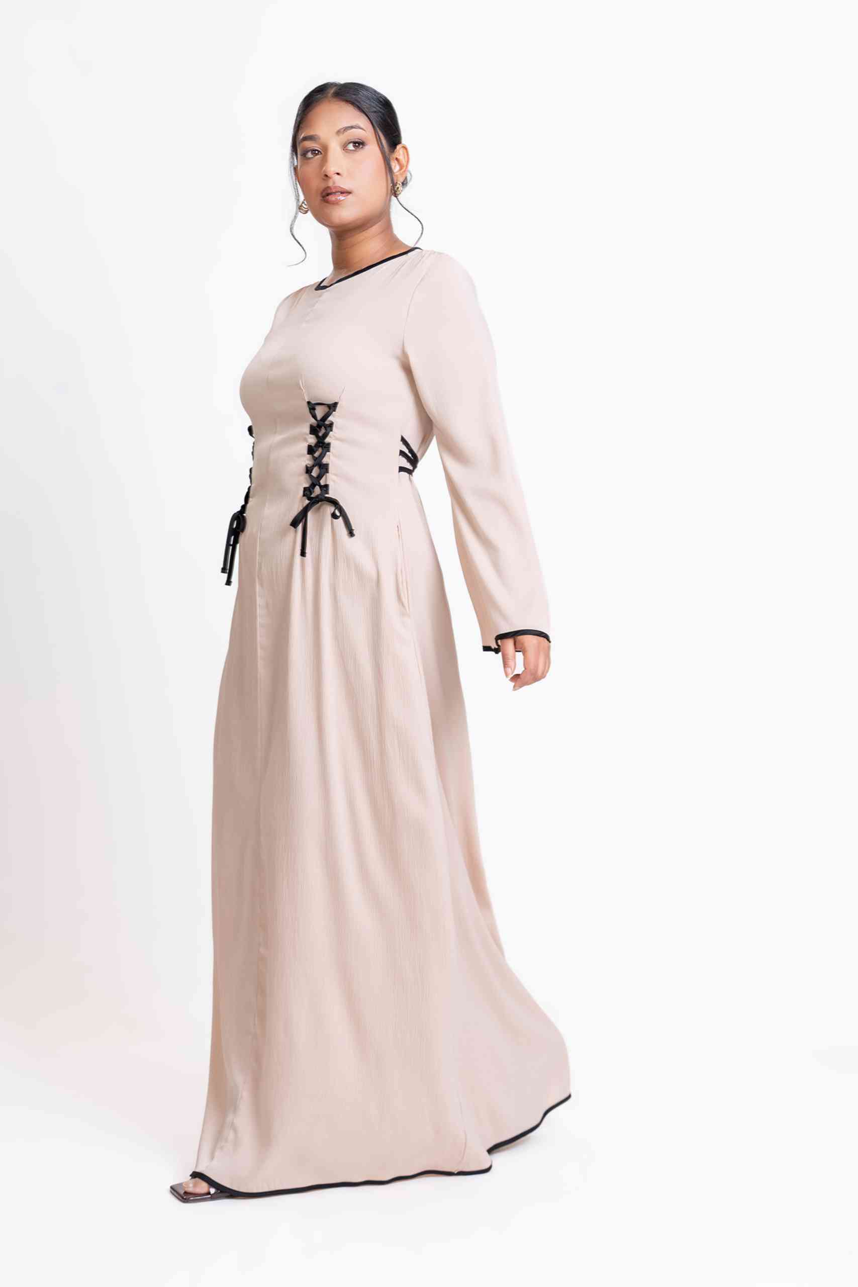 Cream And Black Detail Front Lace Dress