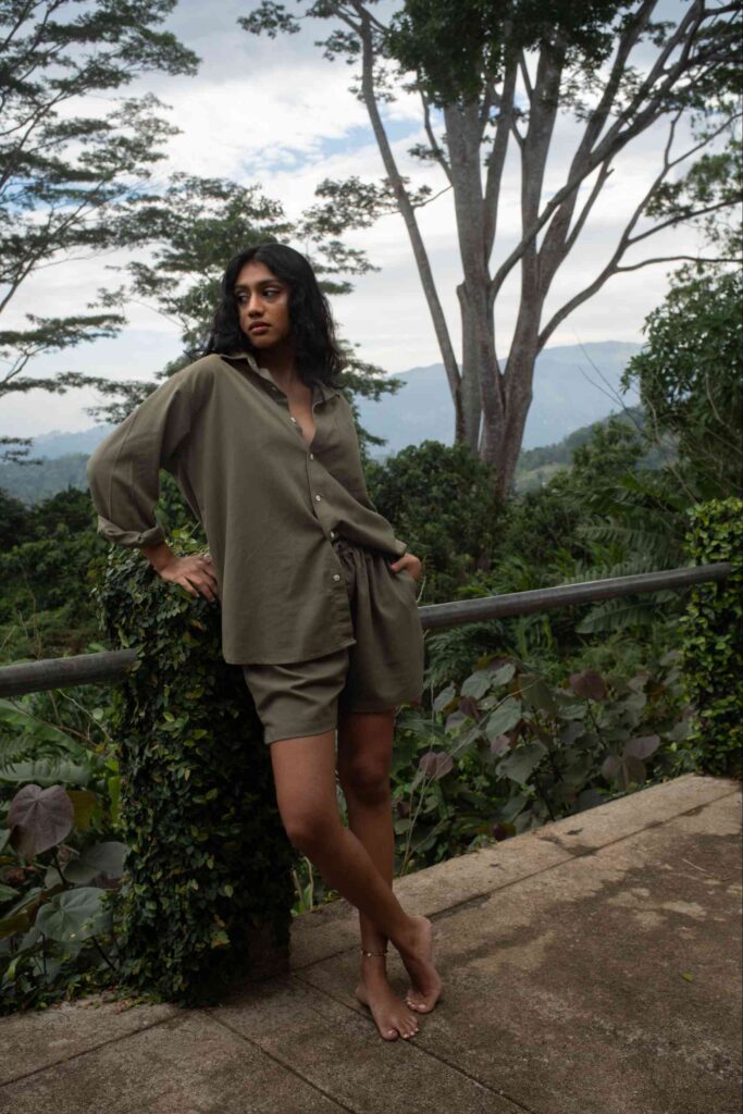 Linen Shorts Green
