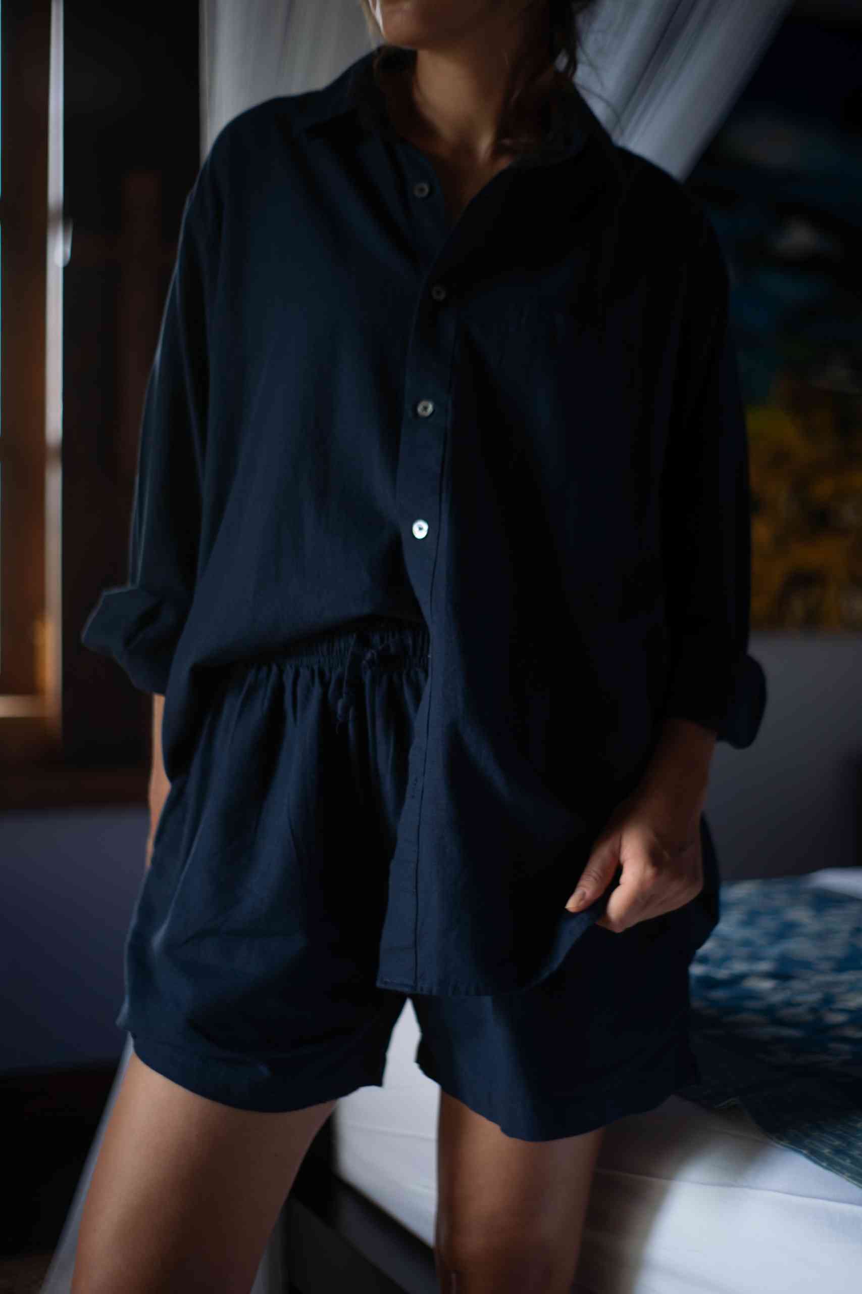 Linen Shorts Navy