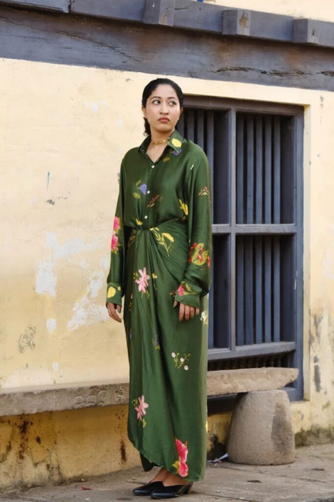 Pookkuda Drape Skirt & Shirt Set - Green