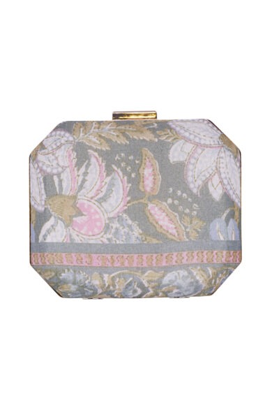 Lian Hexa Clutch