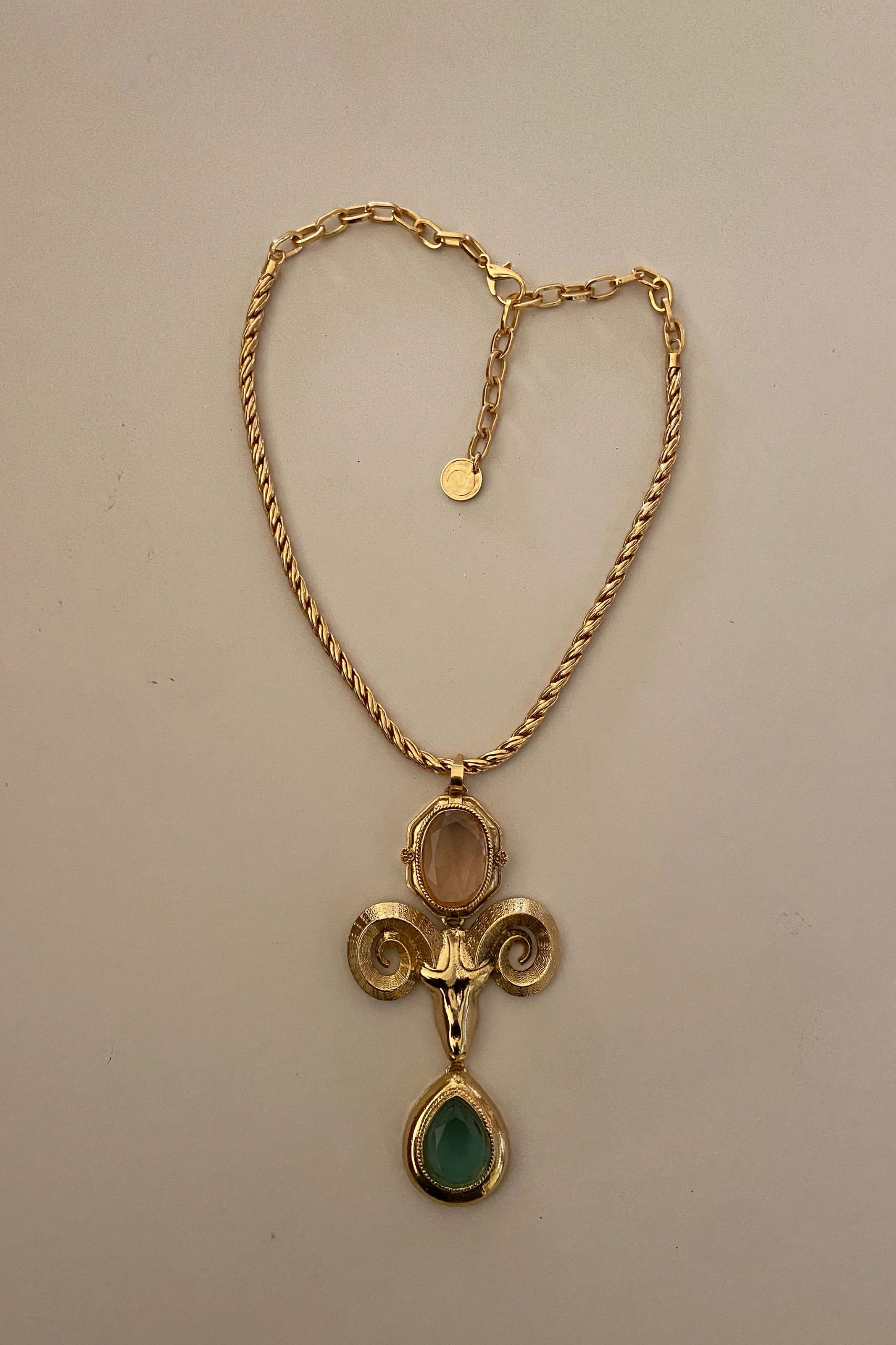 Ram's Crown Necklace Gold