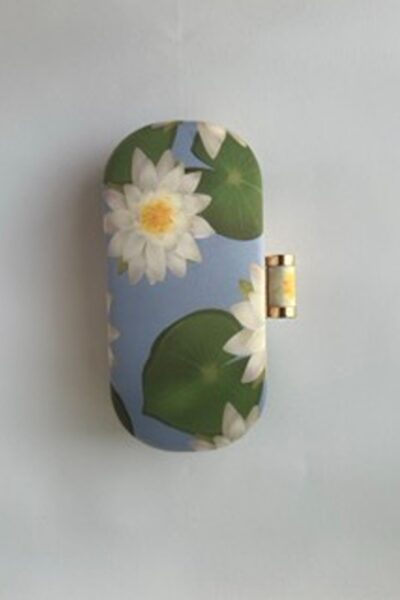 White Lotus Nina Clutch