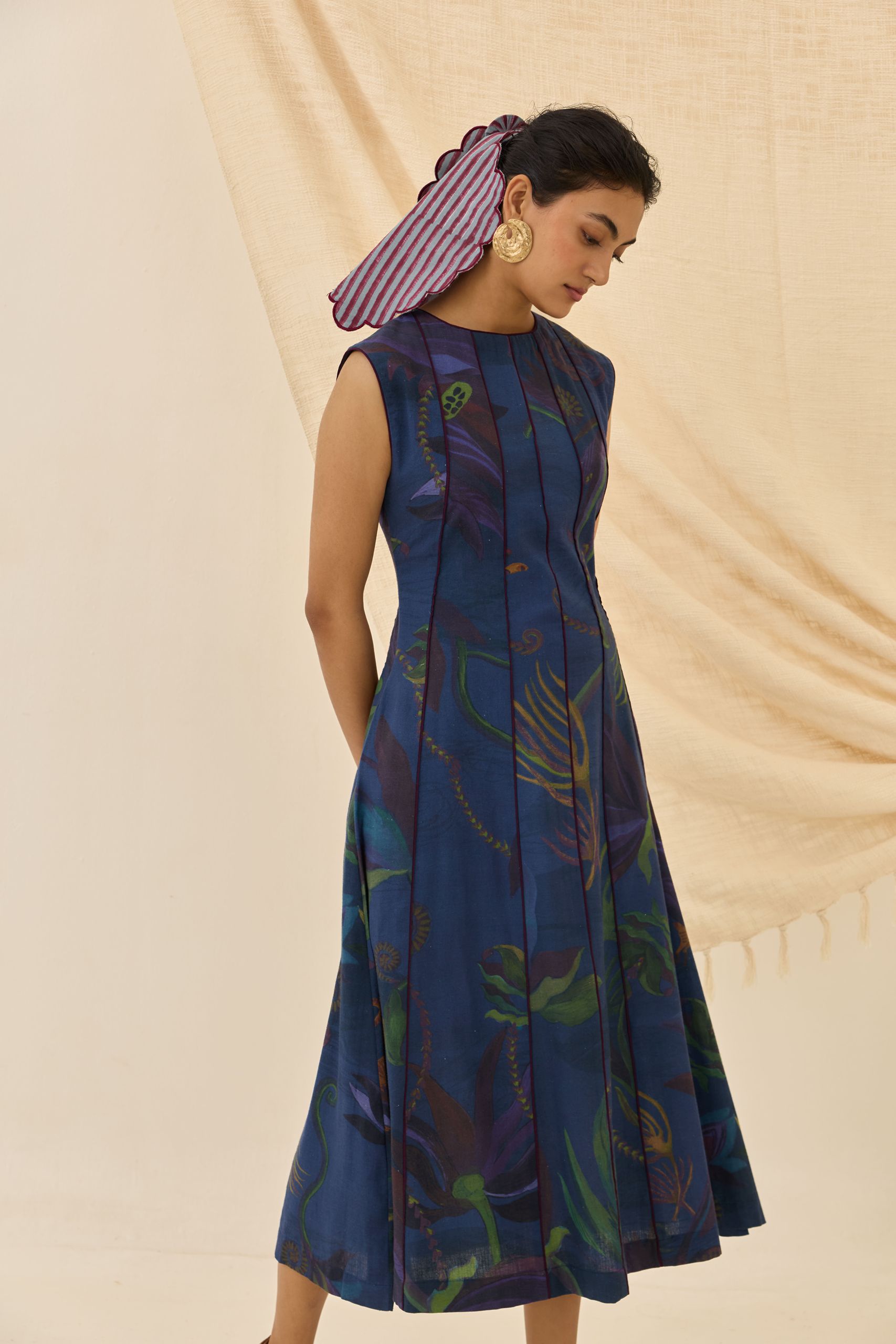 Tara Panelled Dress - Image 3