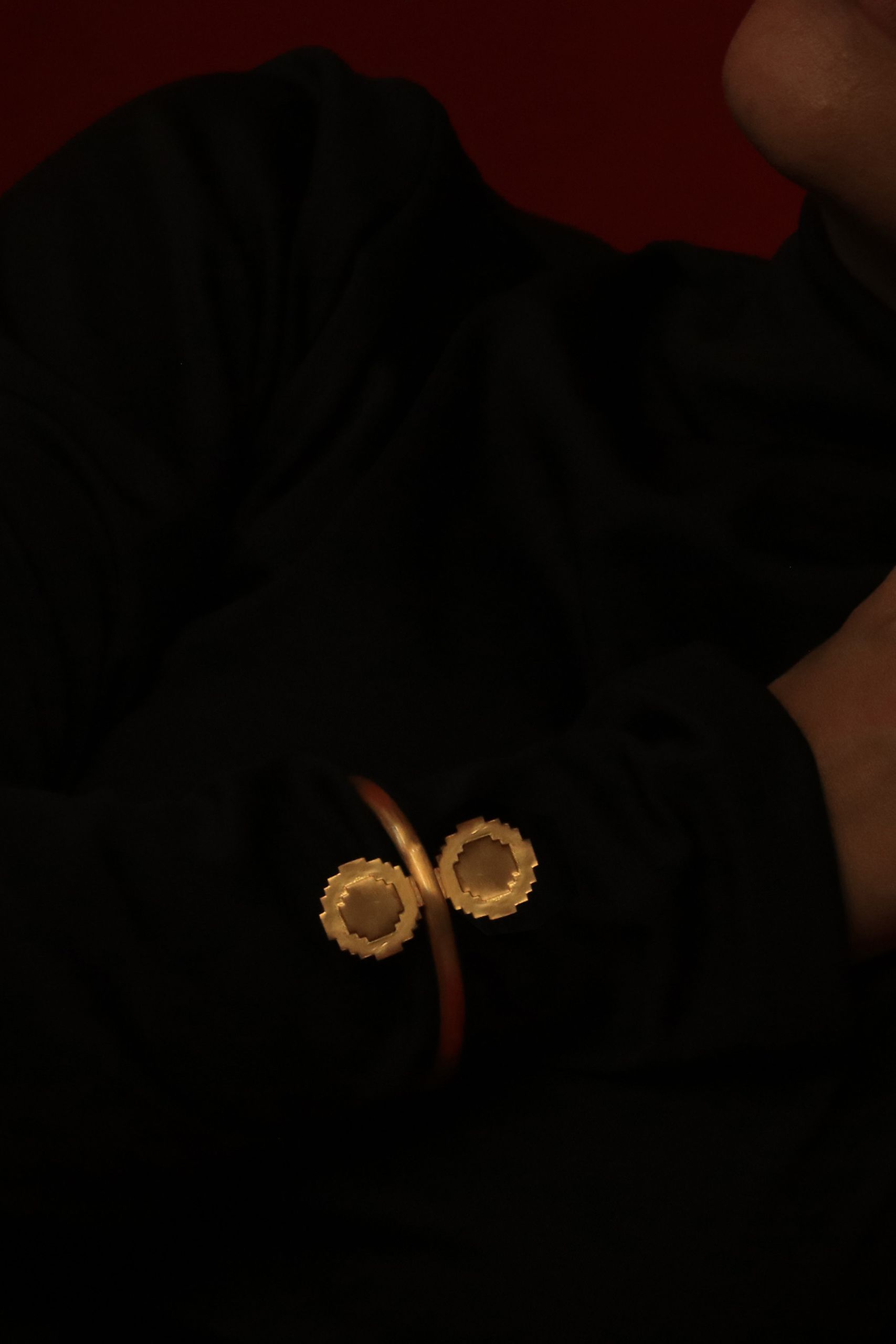 Gold +2 - Image 3