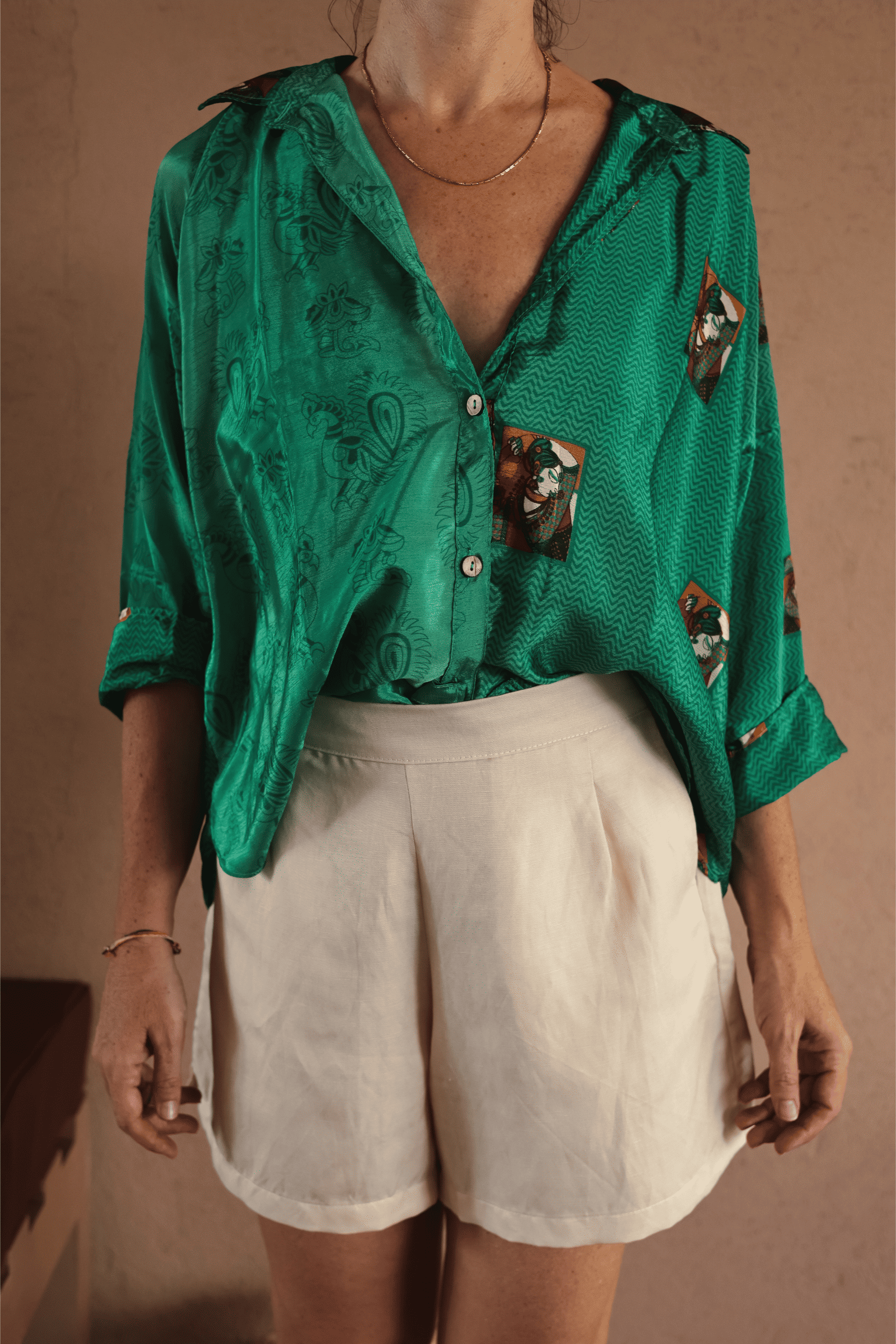 Suhasna Unique Emerald