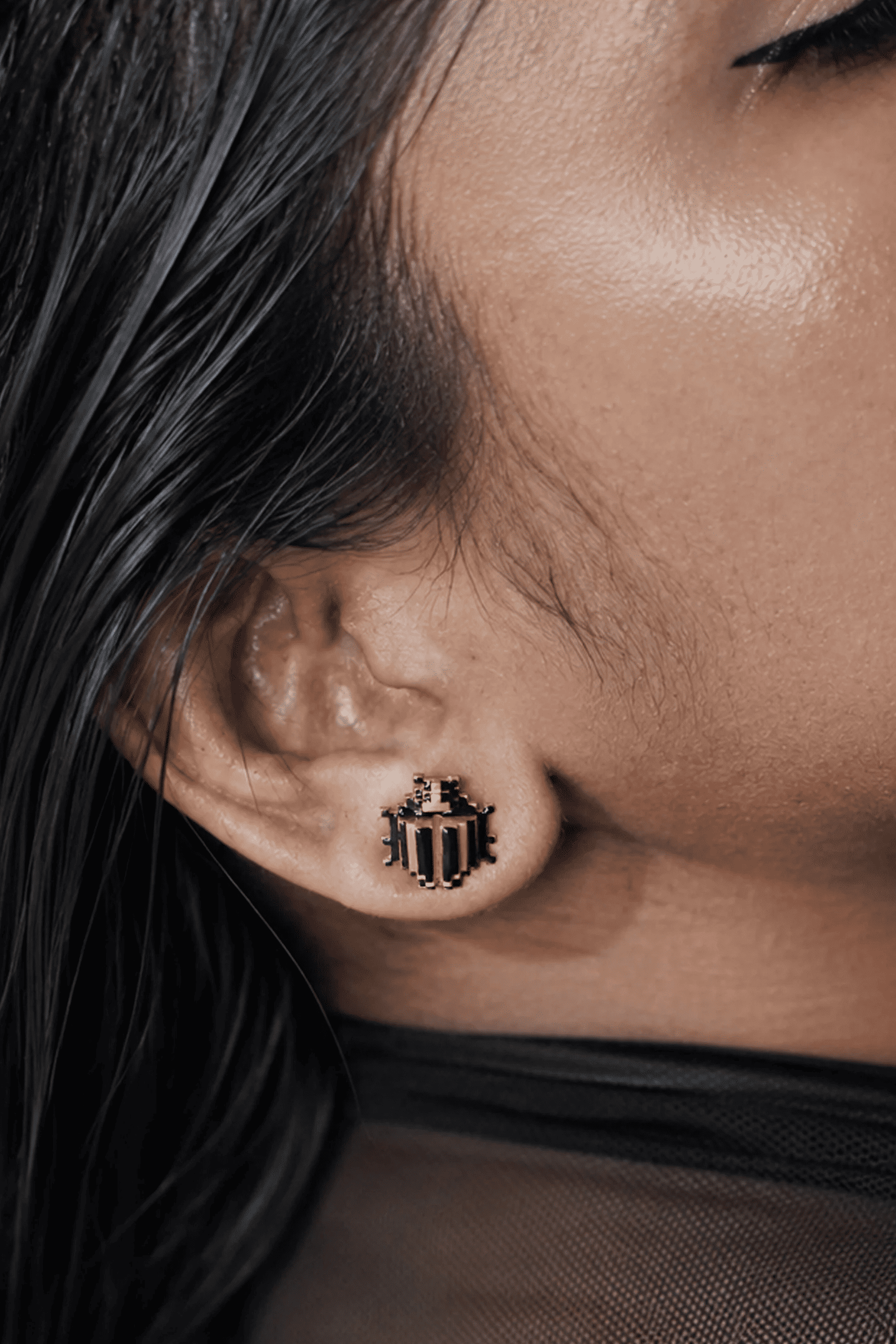 Beeteles Studs Small - Image 2