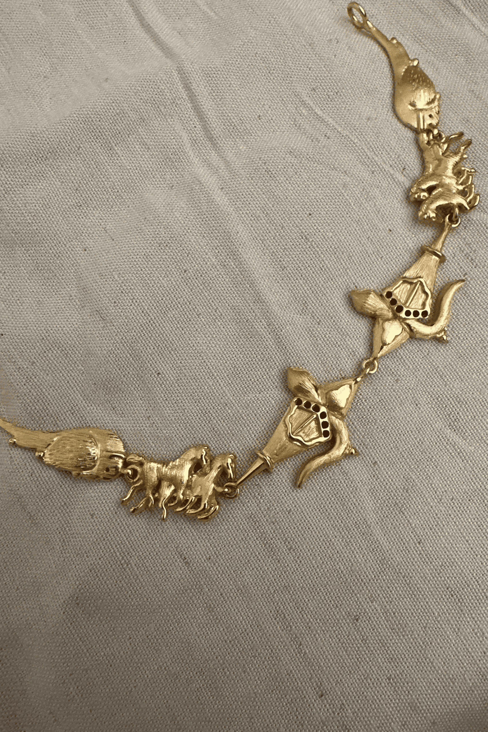 Astra Choker Necklace - Image 3