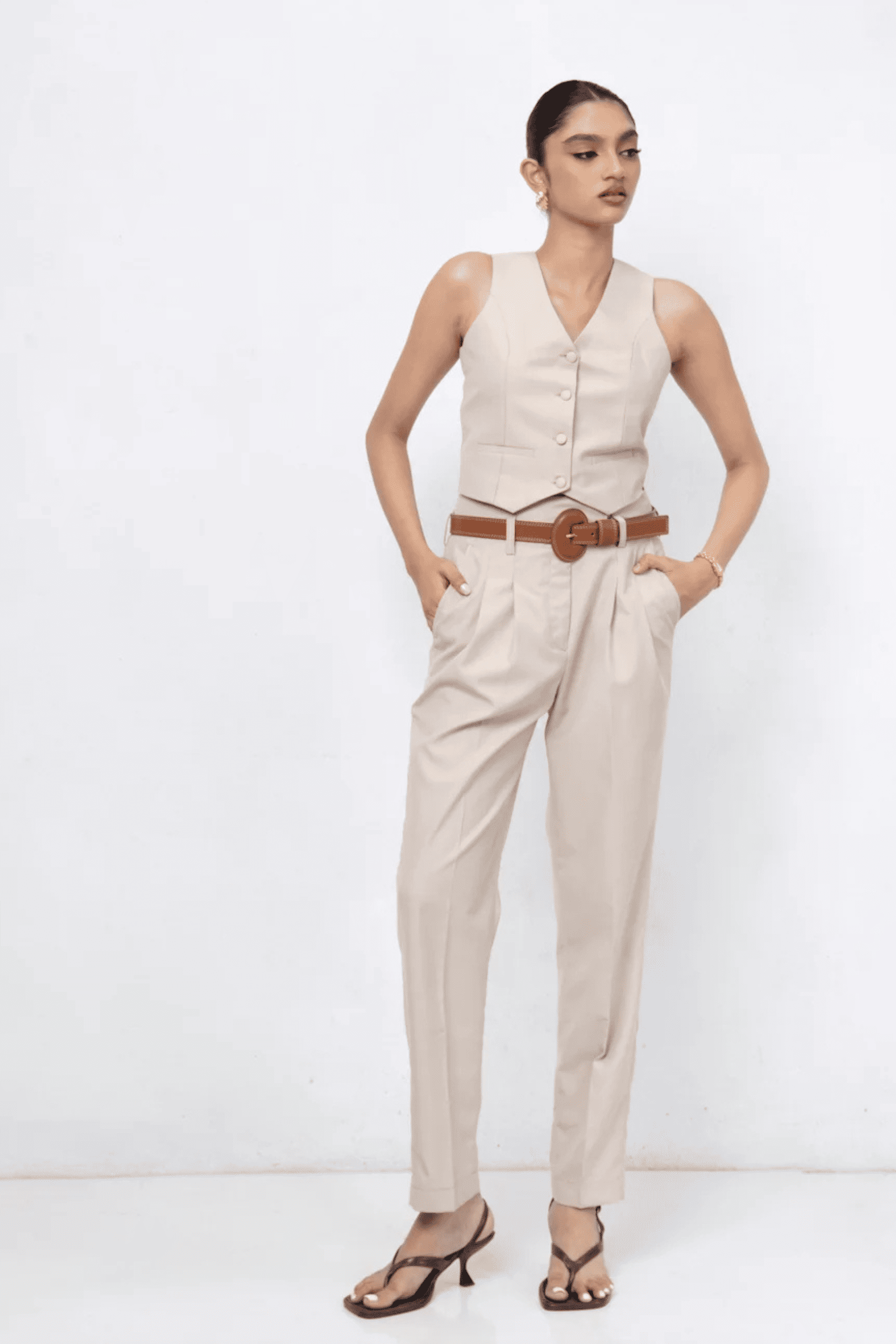 Kiyara (Waistcoat) Beige